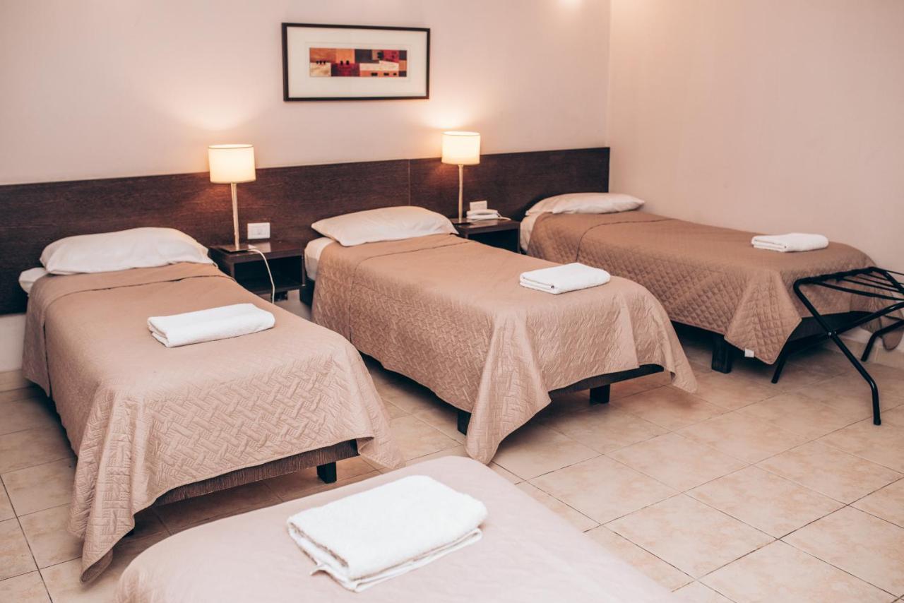 Hotel Solano 산티아고 델 에스테로 외부 사진