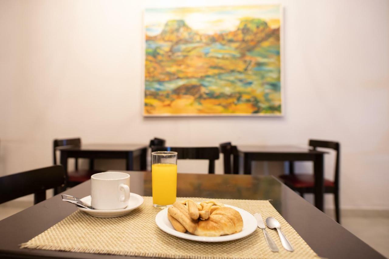 Hotel Solano 산티아고 델 에스테로 외부 사진